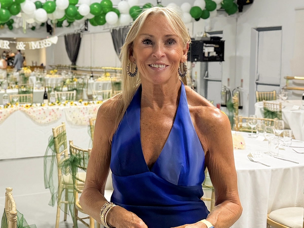 Pauline Jones soprano singer at a wedding reception